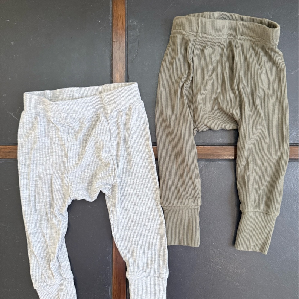 Children's Ribbed Sweatpants in Gray and Olive